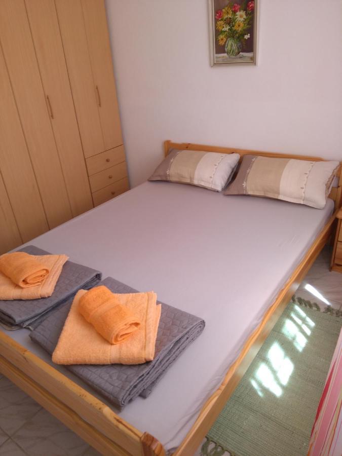 Apartmani Korade Vir Exterior foto